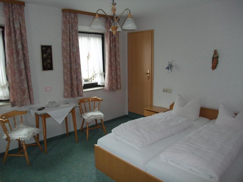 Gasthof Alte Post Obertrubach Zimmer foto